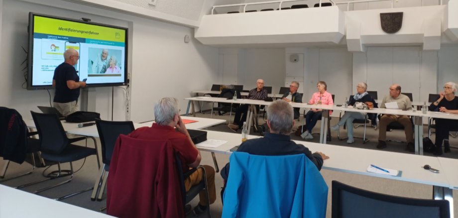 Infoveranstaltung der Projektgruppe "Computerhilfe Verbandsgemeinde Vordereifel" zum aktuellen Thema elektronische Patientenakte (ePA)