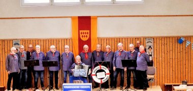 Das Bild zeigt den Shanty-Chor aus Kehrig Das Bild zeigt den Shanty-Chor aus Kehrig
