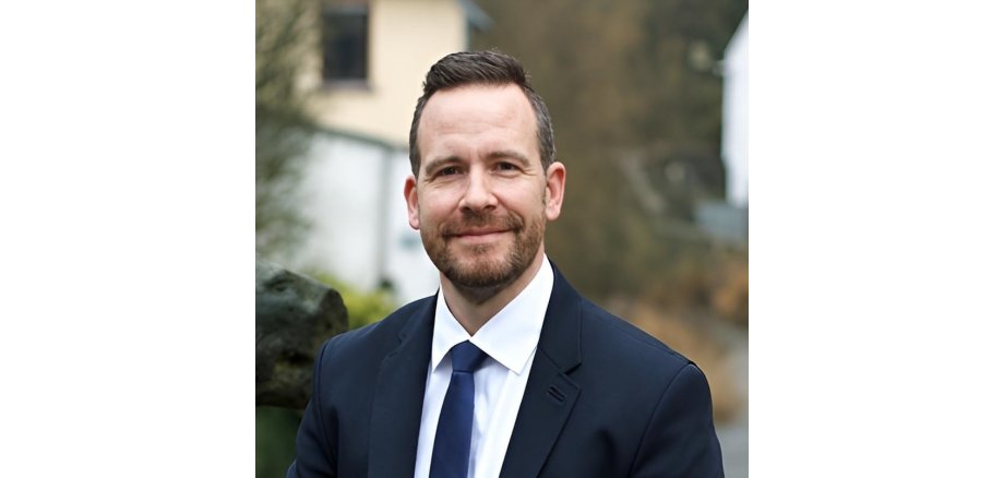 Das Bild zeigt Bürgermeister Timo Kanzinger