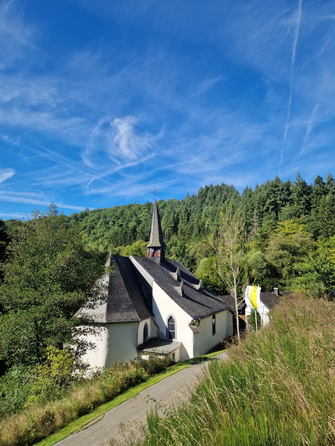 Wallfahrtskapelle Sankt Jost im Nitztal bei Langenfeld